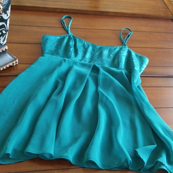 Victoria's Secret Other - VS GREEN 💚 NIGHTIE